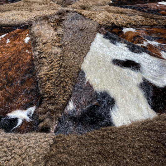 Cowhide/Bison Hair-On Round Rug | Bison Interior Patchwork Design 6' Diameter